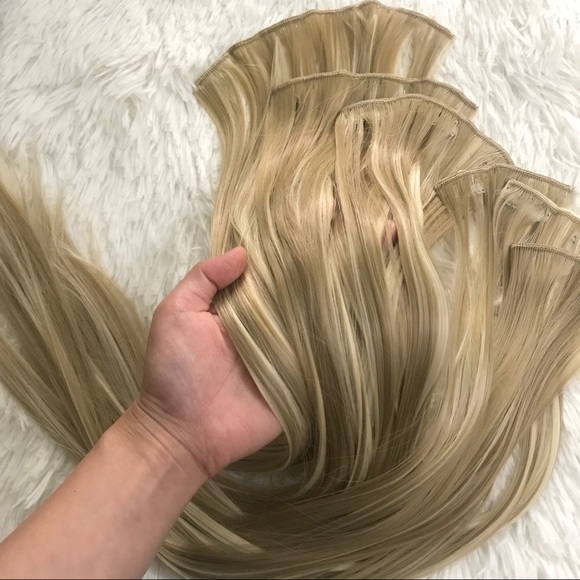 - 22” 16 Clips hair extension clip in main image 8